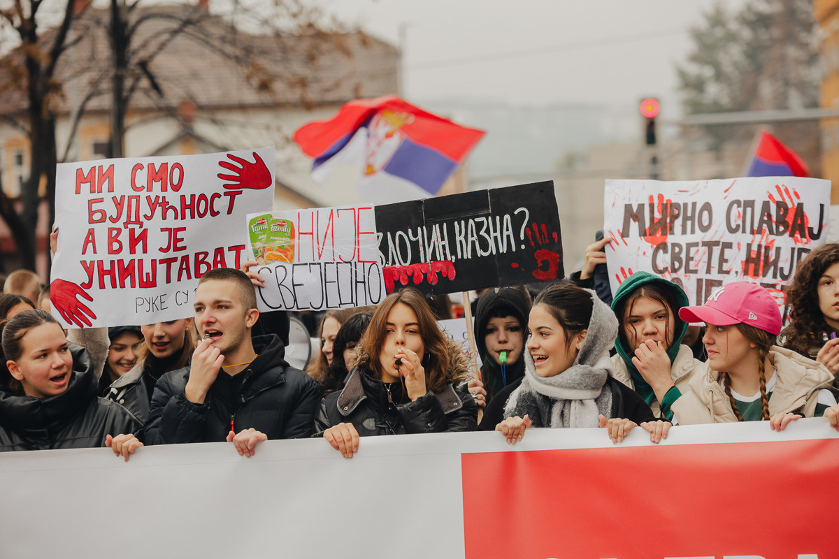 Gimnazojalci protest