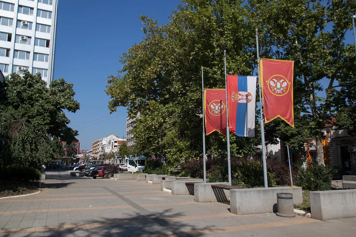 Zastave na pola koplja