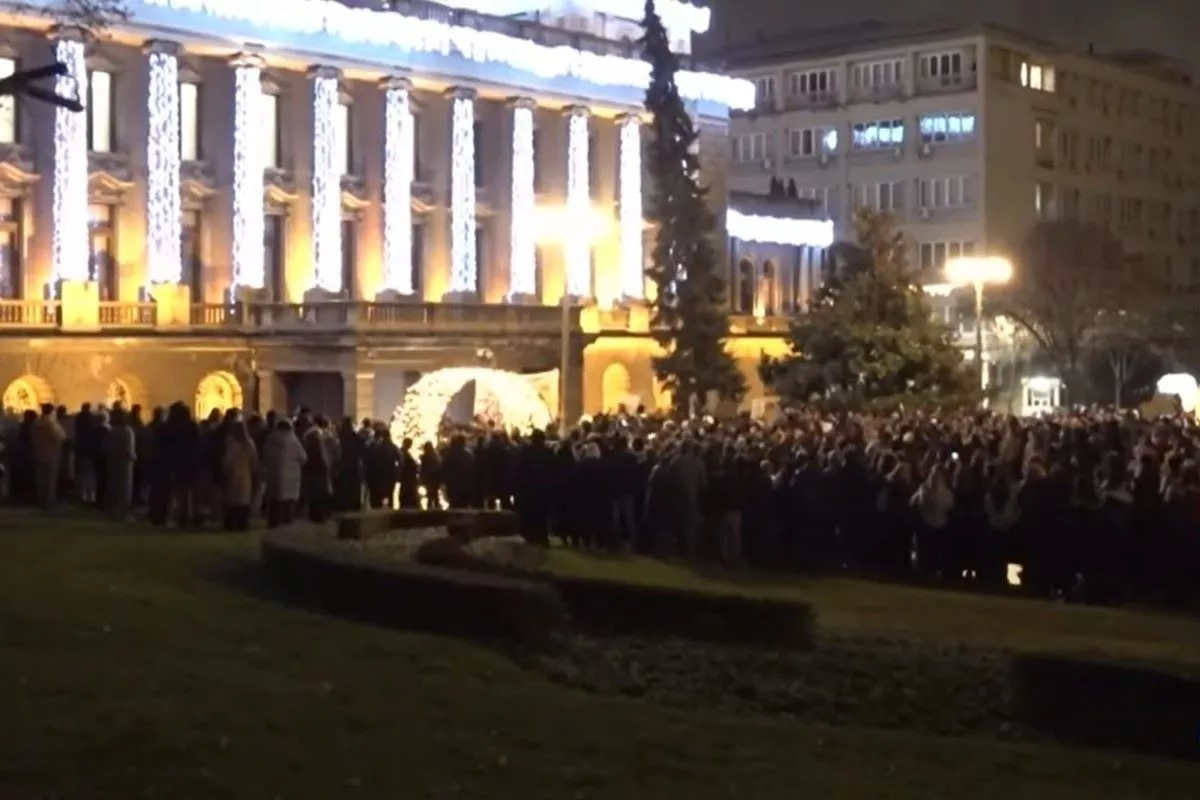 Studenti ispred Predsedništva