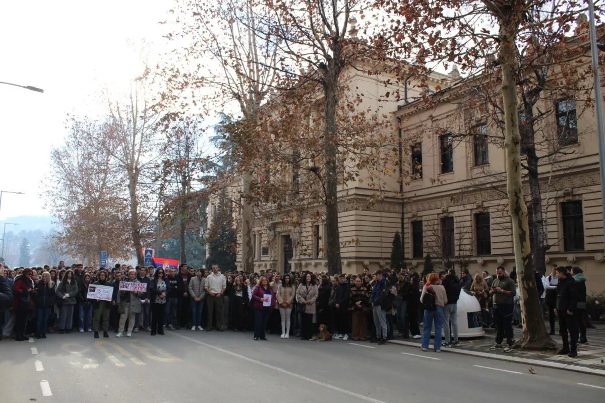 Protest ginazijalaca