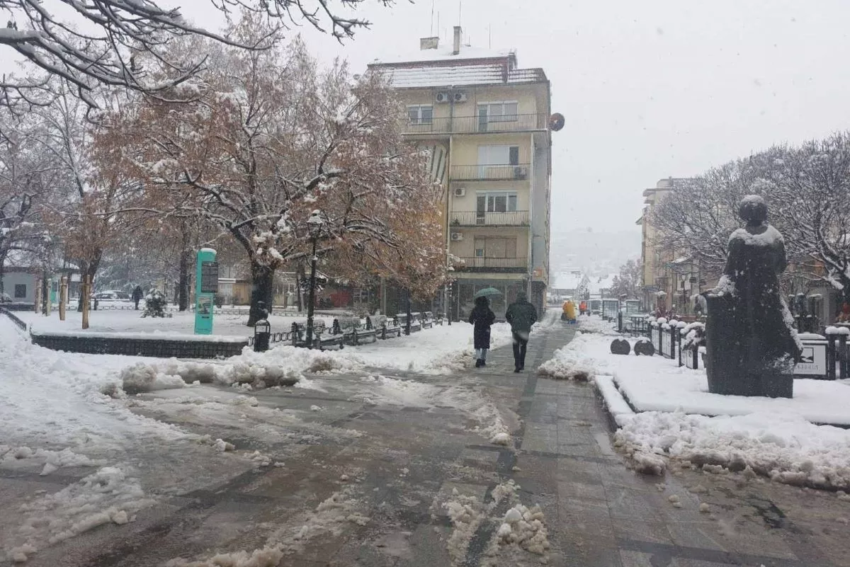 Sneg u Valjevu (decembar 2024.)