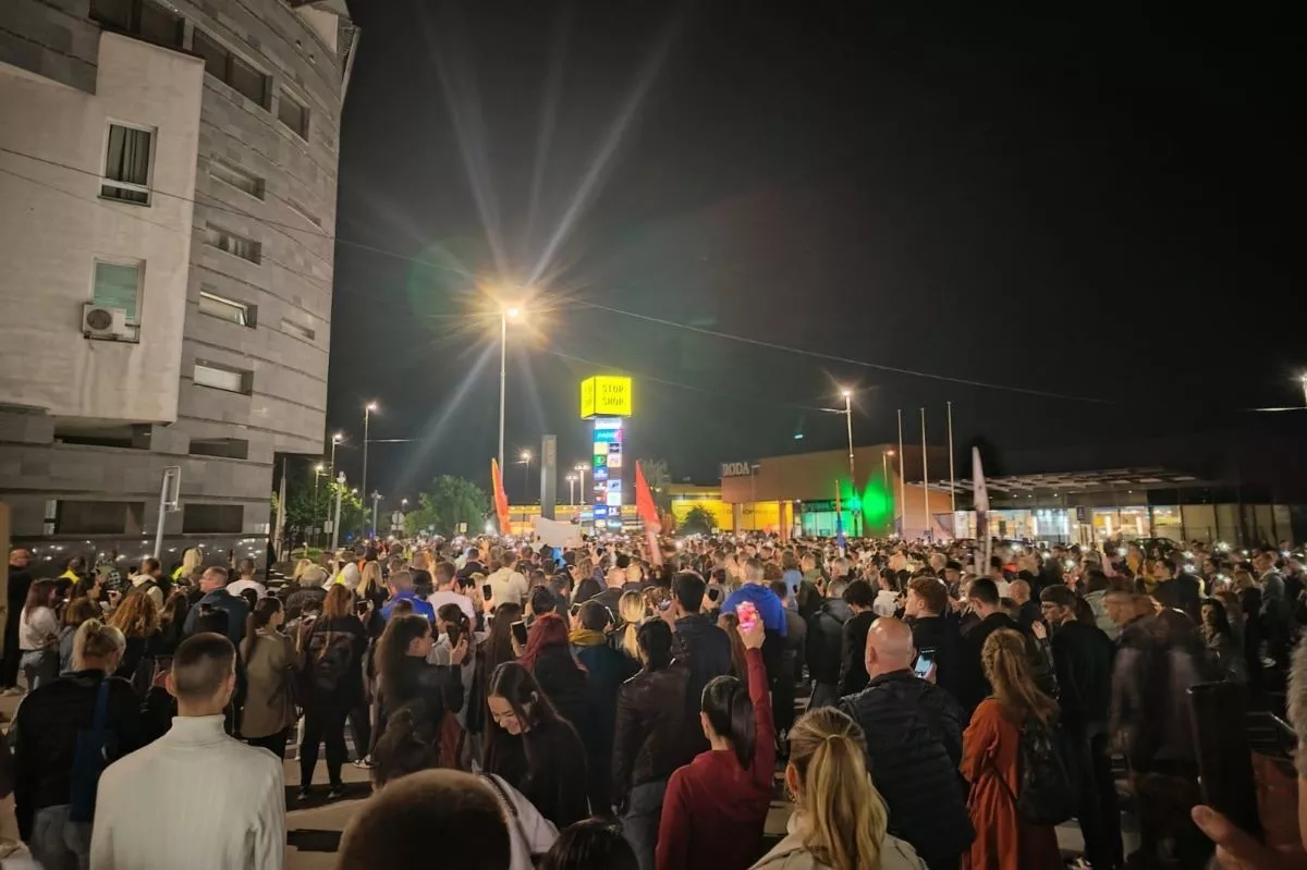 Protest ispred Policijske uprave