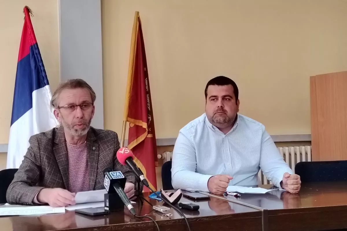 Odbornici sVAnuće - Manić i Jakovljević