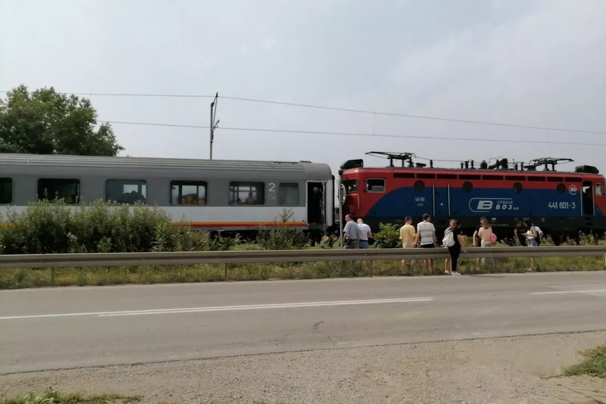 Nesreća na putnom prelazu