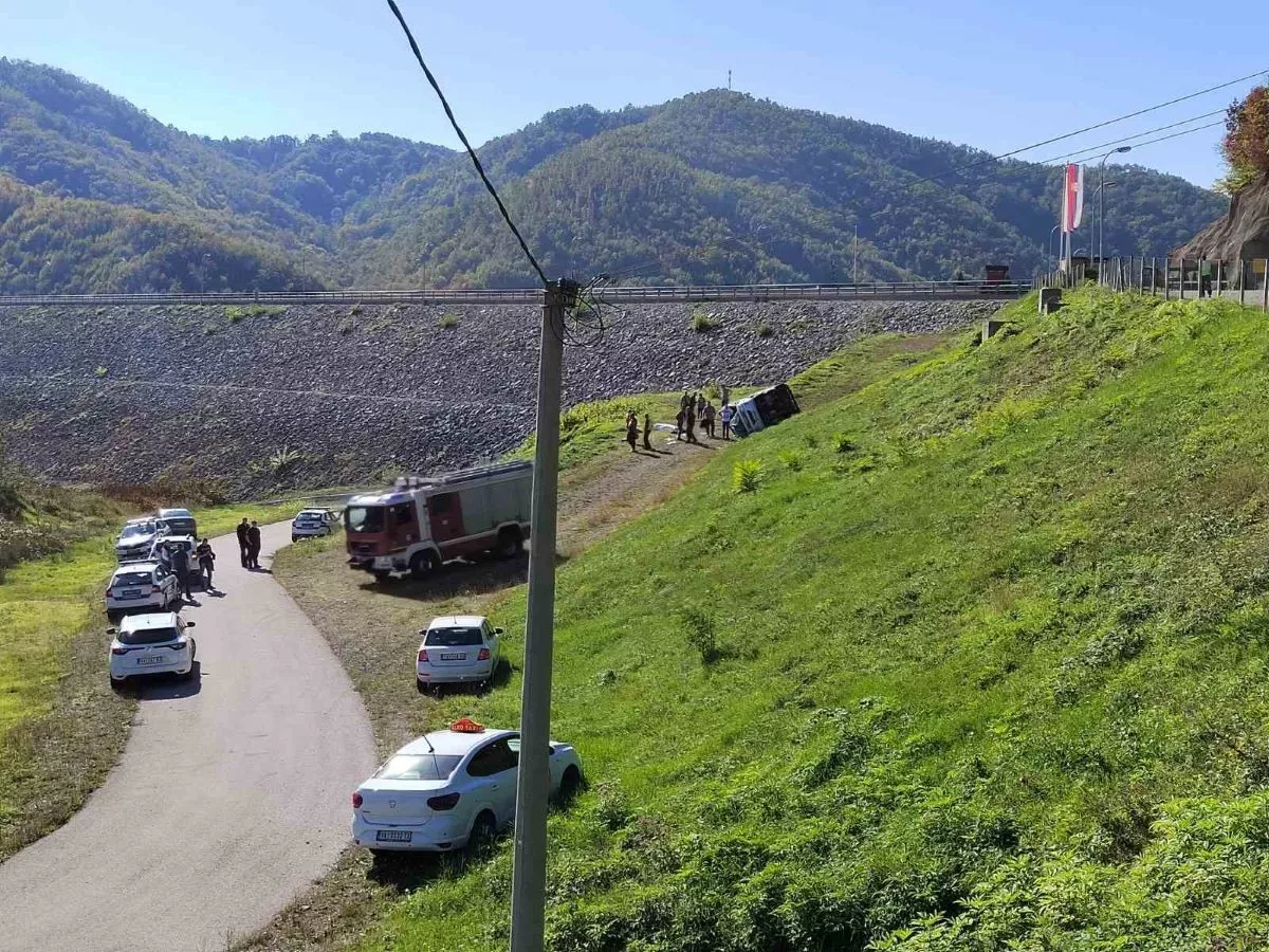Saobračajka kod brane Stubo-Rovni