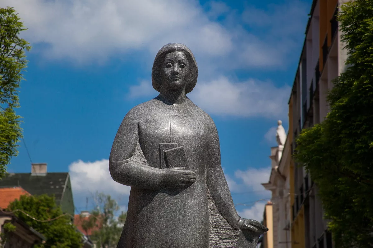 Spomenik Desanki Maksimović