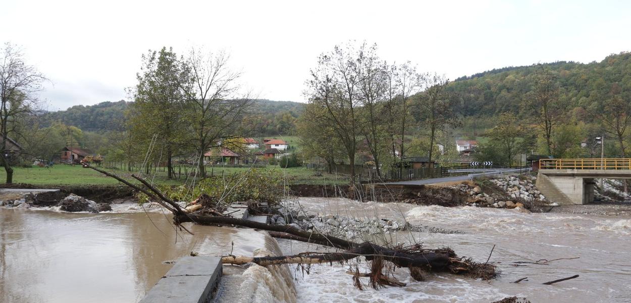 Gradac kod nove brane.