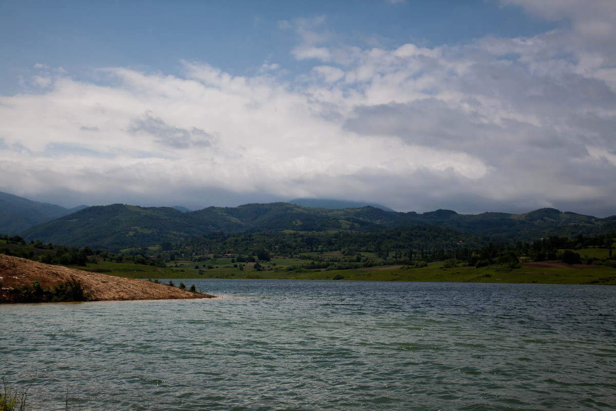 Jezero akumulacije Rovni
