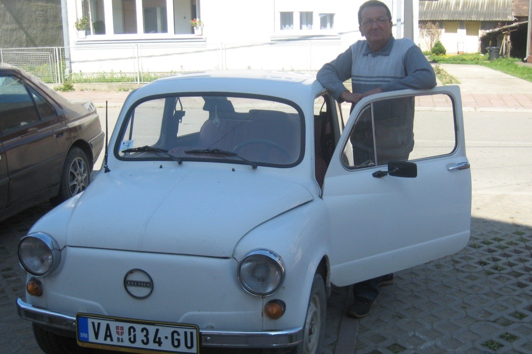 Stevan Anđelić pored Fiće