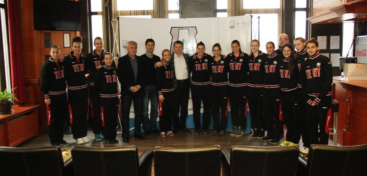 Prijem za odbojkašice TENT- a