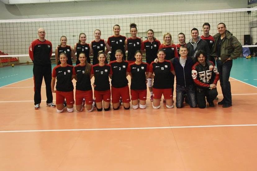 Glišić i Amadeusovci sa odbojkašicama TENTa