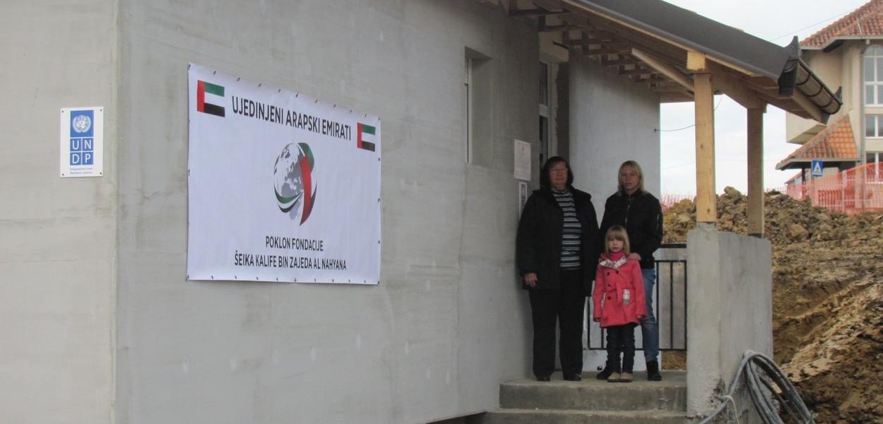 Rakići ispred nove kuće