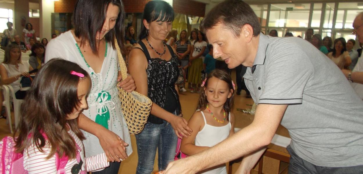 Darko Gli&scaron;ić uručio darove prvacima