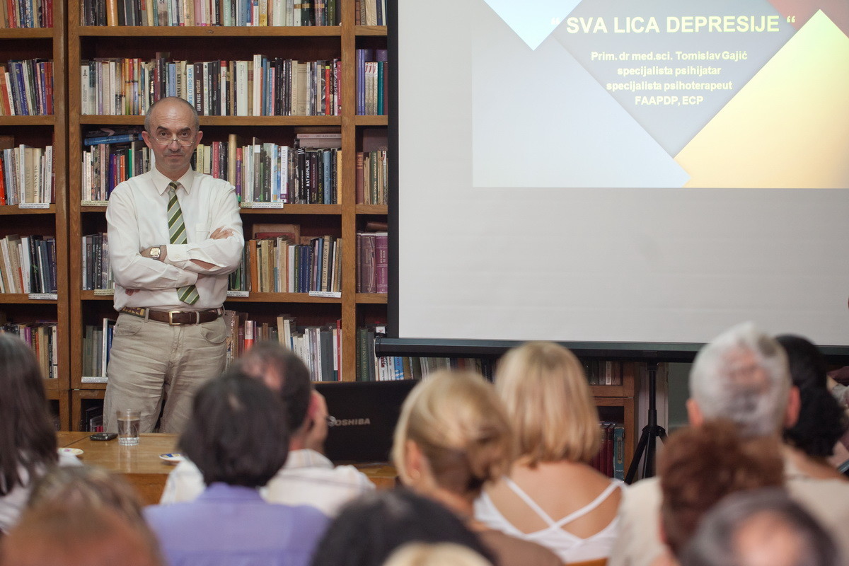 Predavanje dr Tomislava Gajića