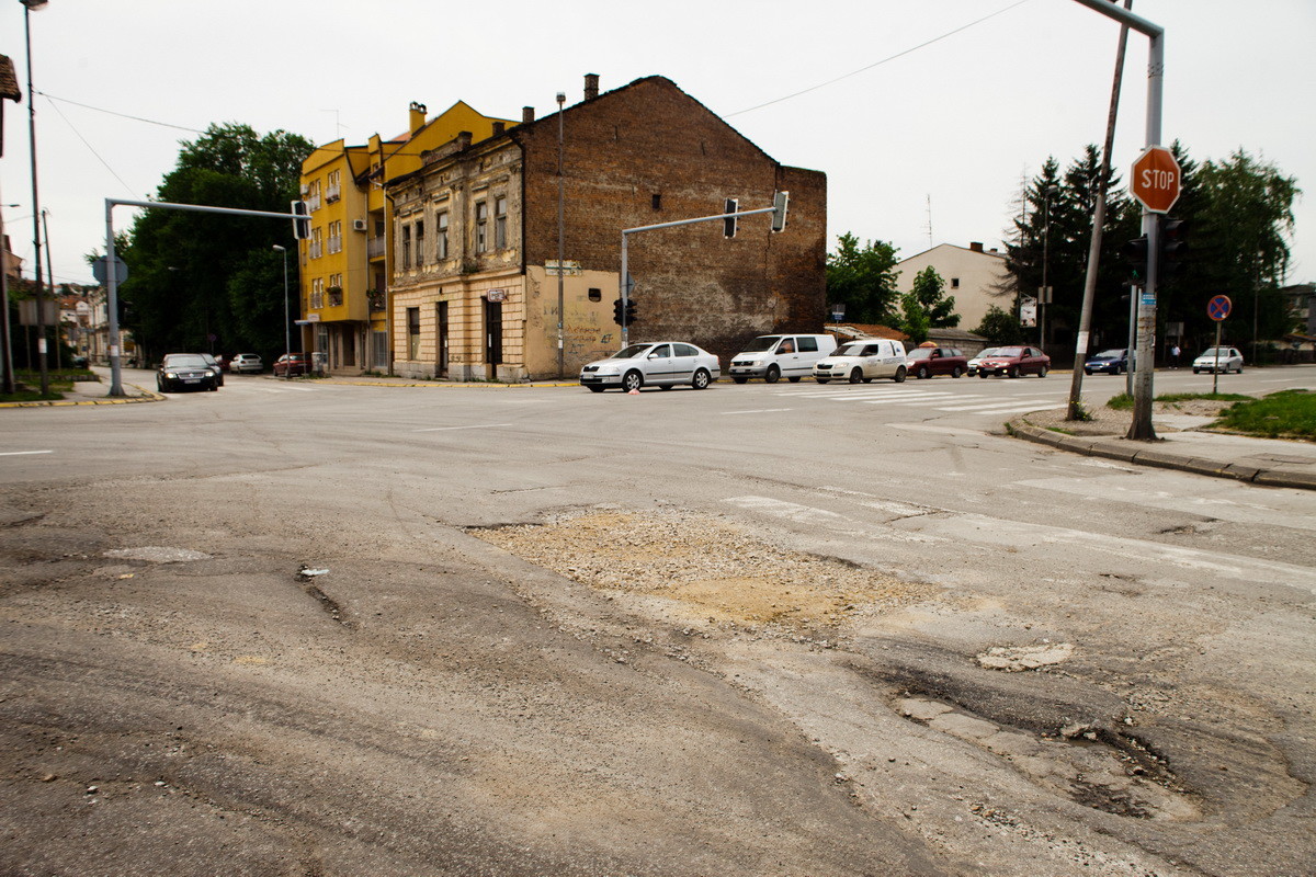 Ugao Vojvode Mišića i Bul. vladike Nikolaja