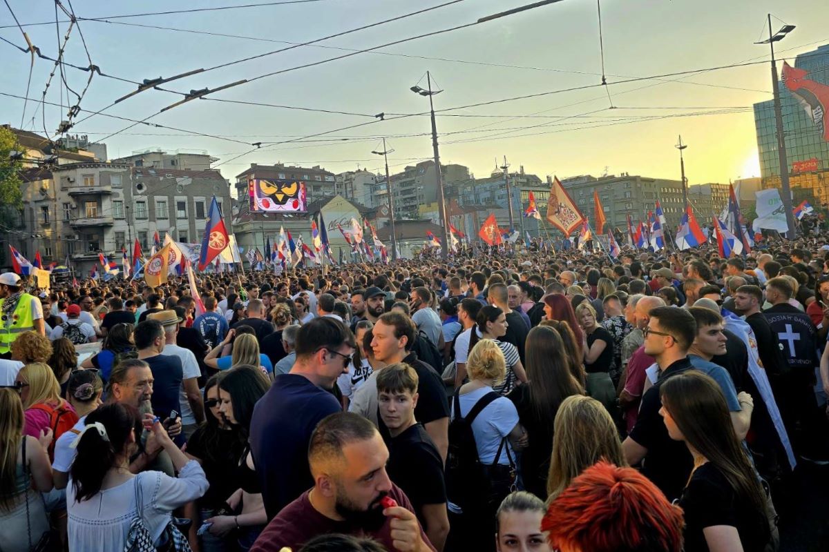 Protest na Slaviji (Foto: Dragan Obradović)