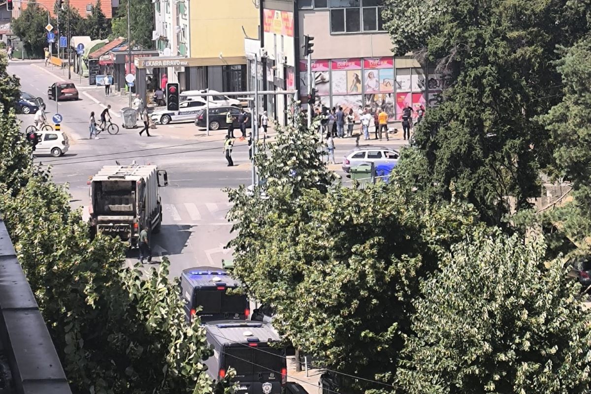 Odblokirana raskrsnica kod Eurocentra (Foto: Kolubarske.rs)
