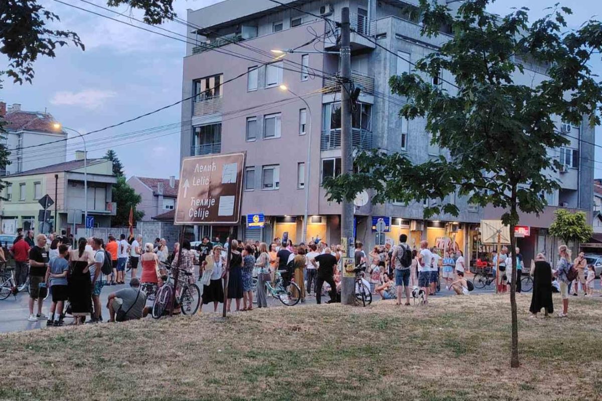 Blokada u Ulici Majora Ilića (Foto: Kolubarske.rs)