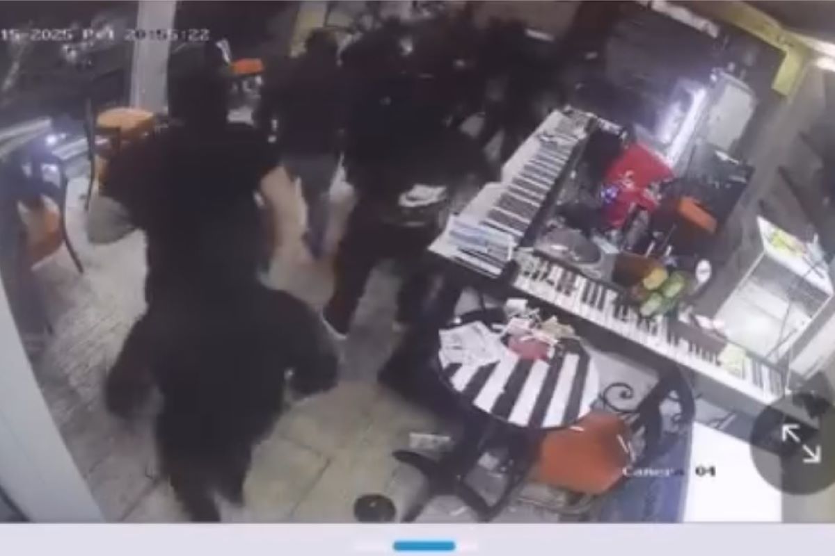 Snimak sa nadzorne kamere