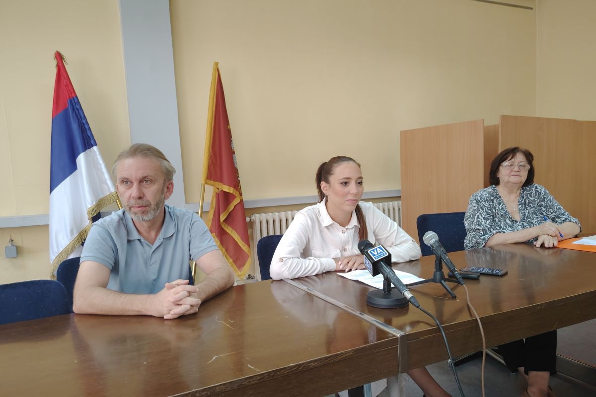 Konferencija za novinare sVAnuće (Foto: Kolubarske.rs)