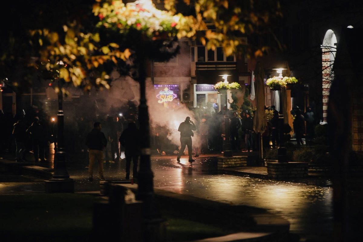 Ispred prostoria SNS