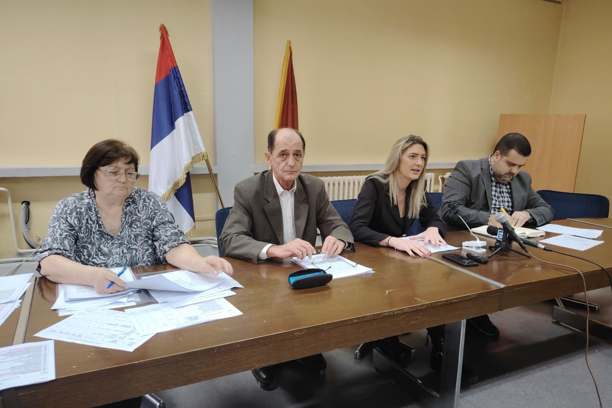 Odbornici koalicije sVAnuće (Foto: Kolubarske.rs)