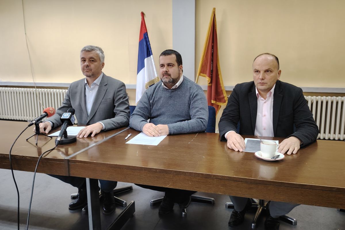 Nikolić, Jakovljević i Trifunović