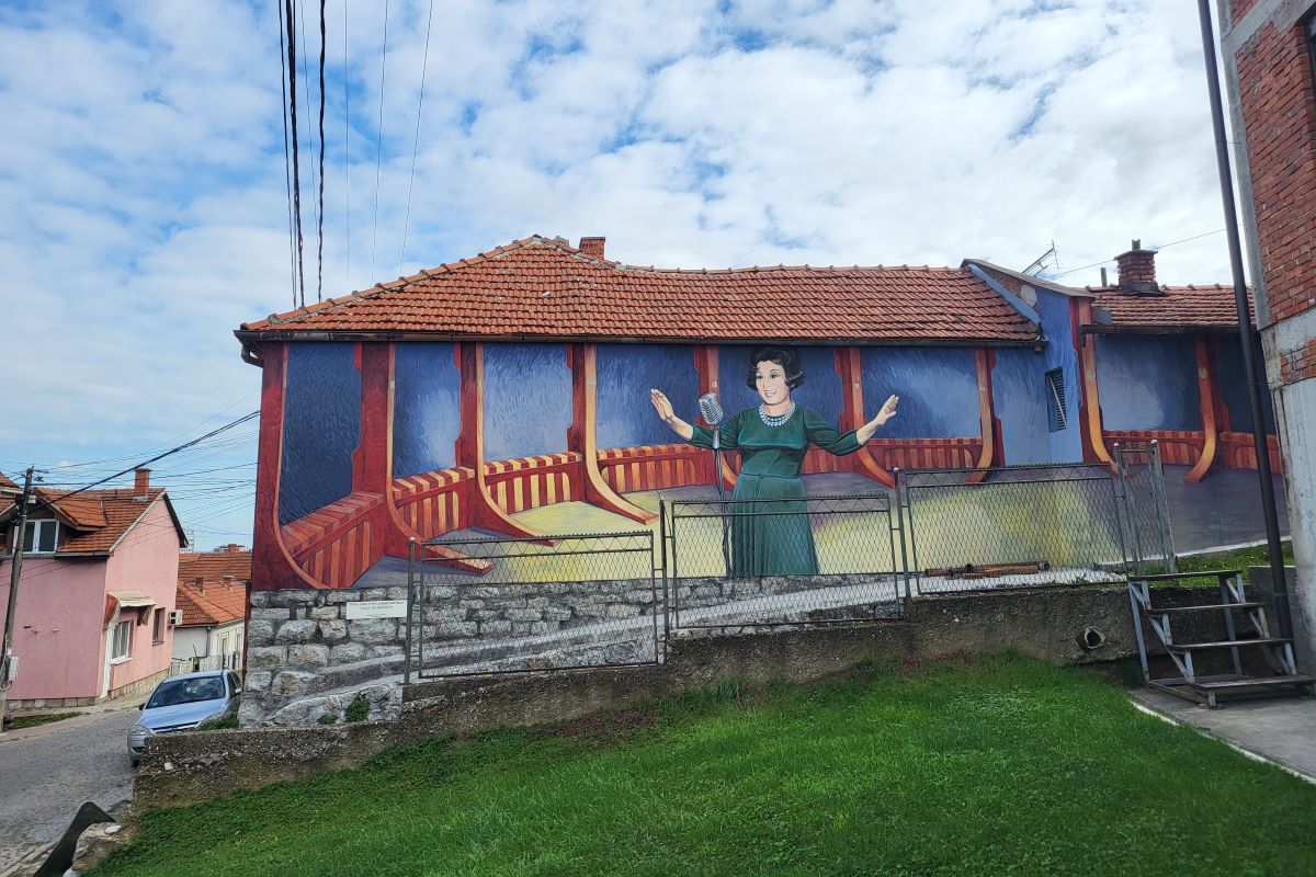 Mural Nada Knežević (Dragan Marić)