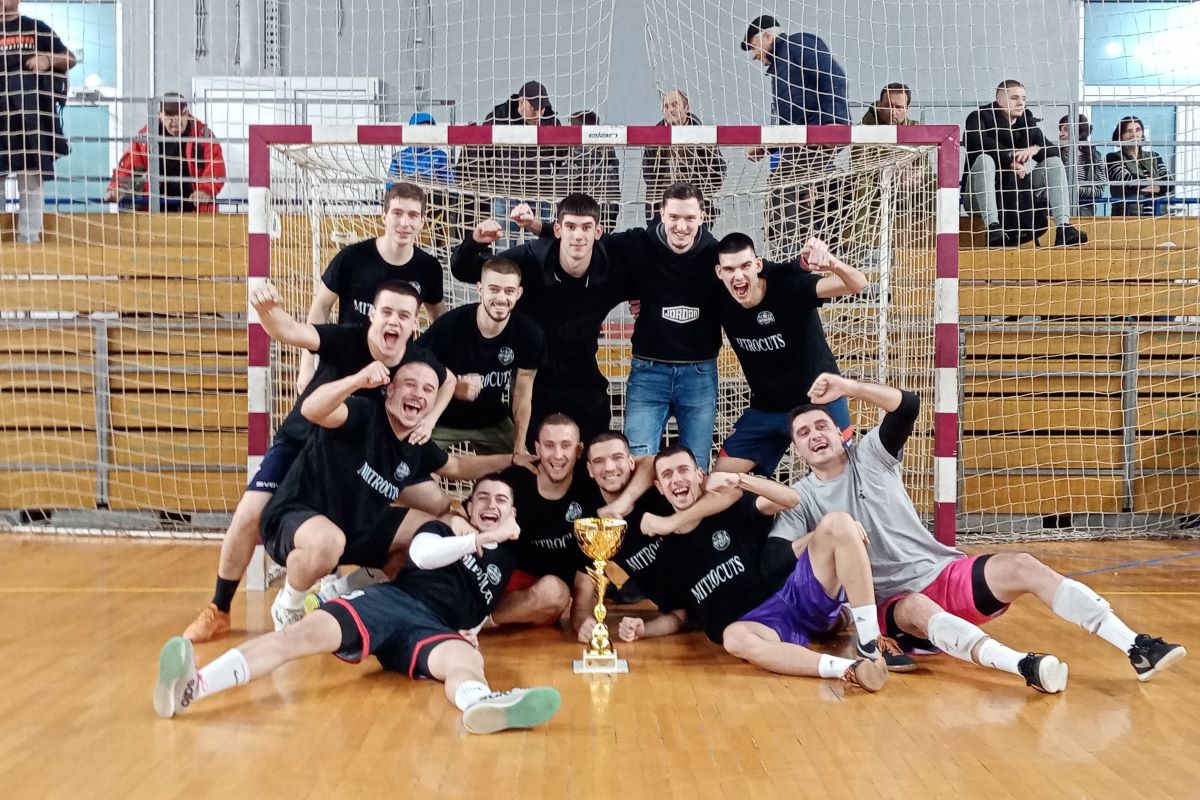 Seniorski sastav Mitrokat (Foto: Slobodan Gligorić)