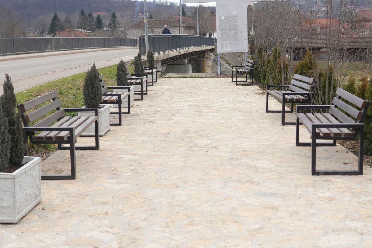 Linijski park u Mionici