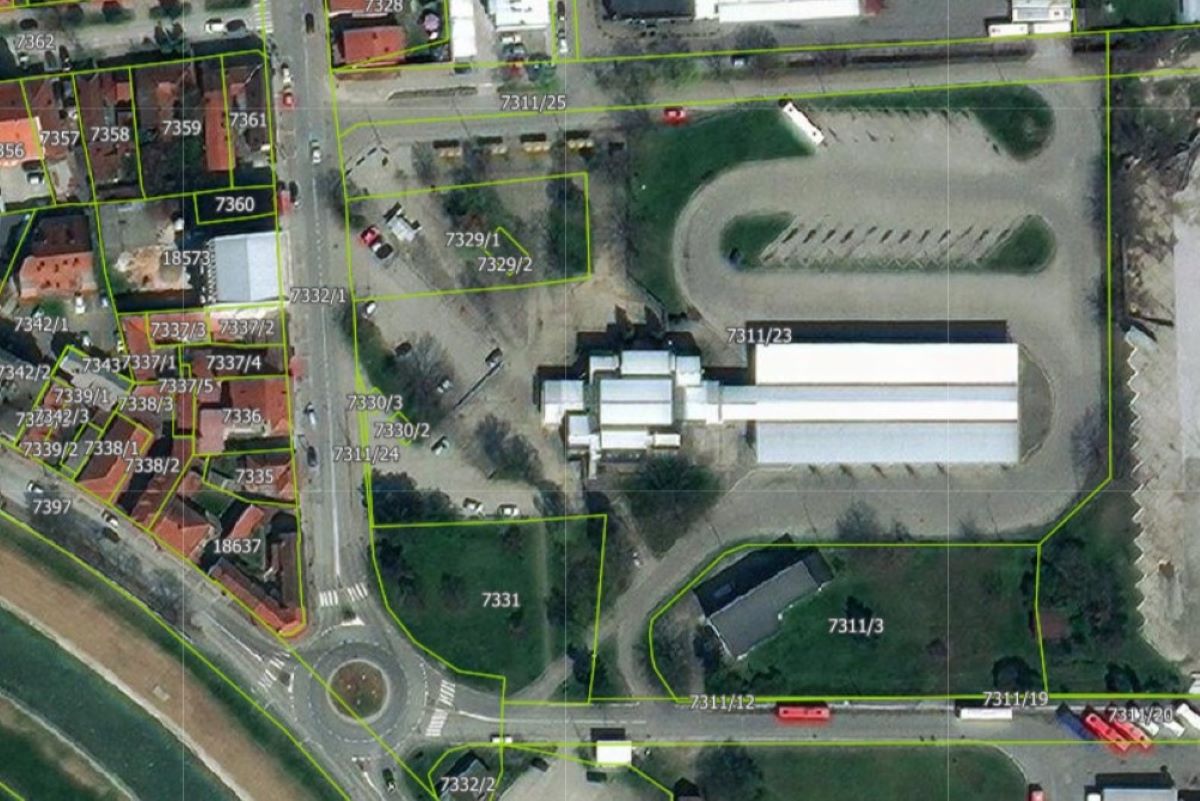 Parcele u Hajduk Veljkovoj (autobuska stanica)