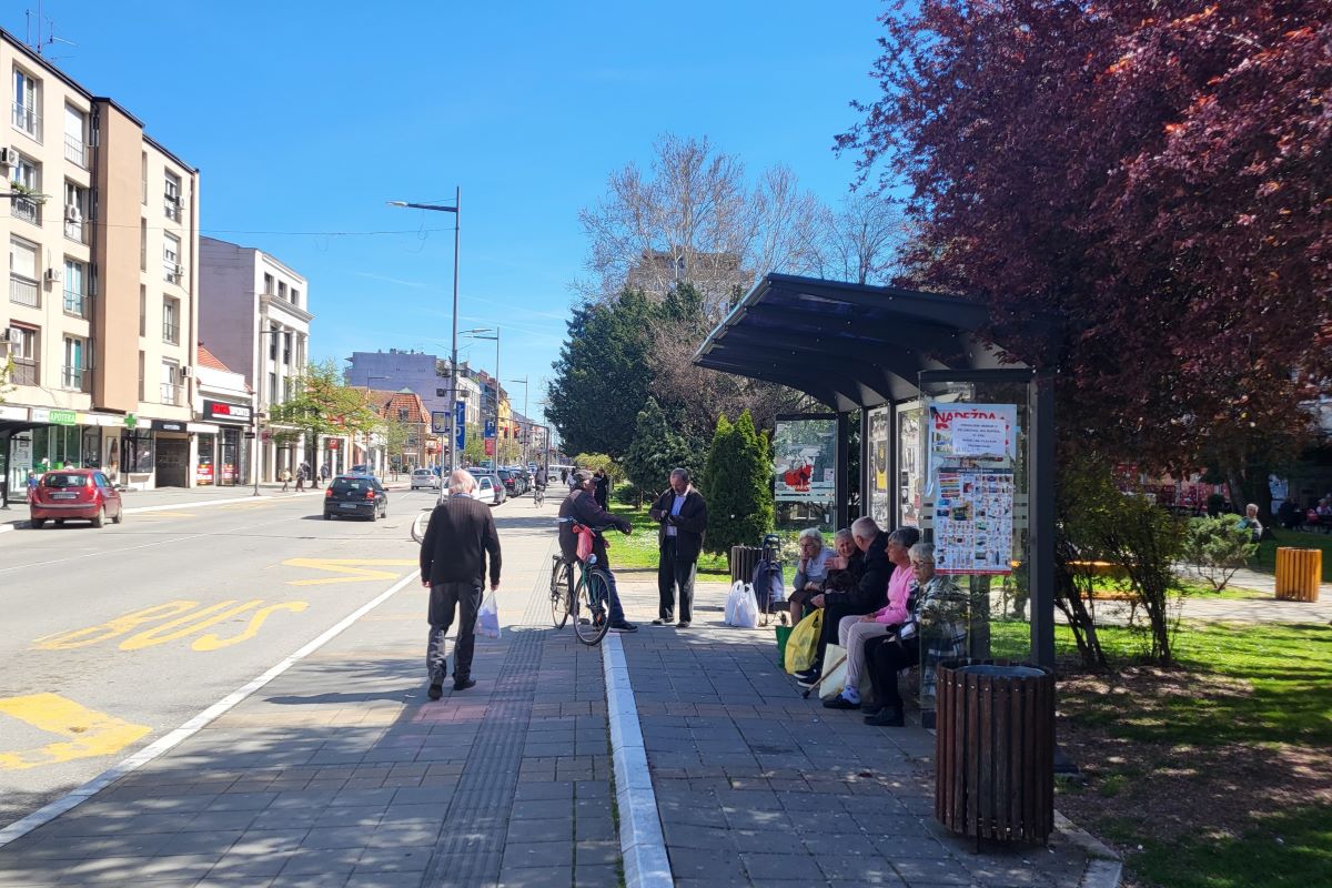 Autobusko stajalište (Foto: Kolubarske.rs)