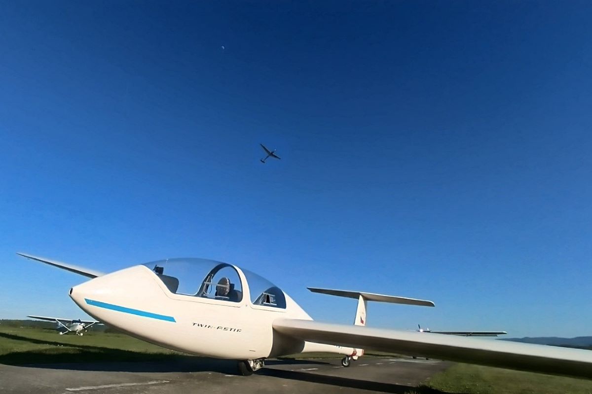 Nova jedrilica (Foto: Aeroklub Valjevo)