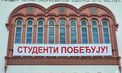 <p>Studenti pobeđuju</p>