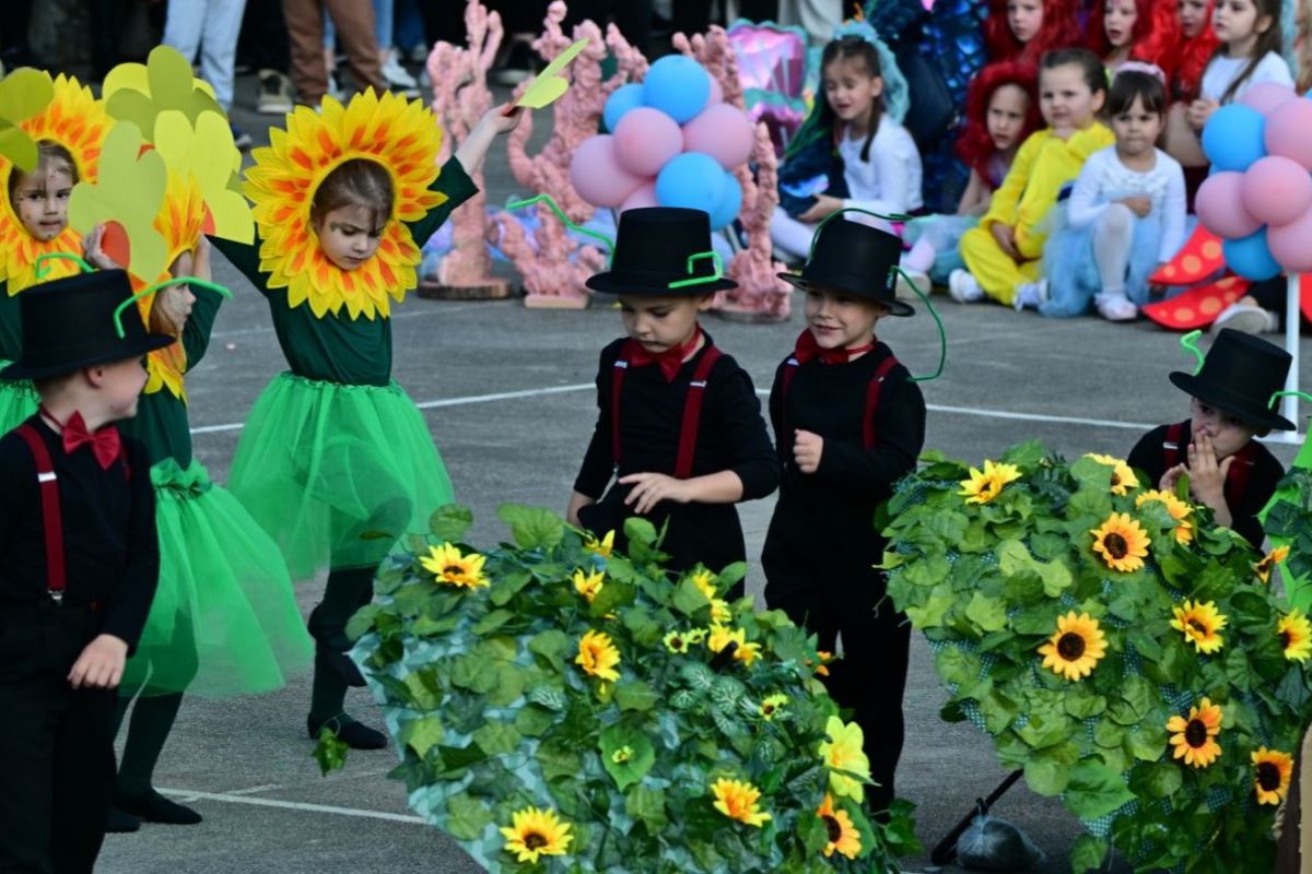 Priredba najmlađih za jubilej
