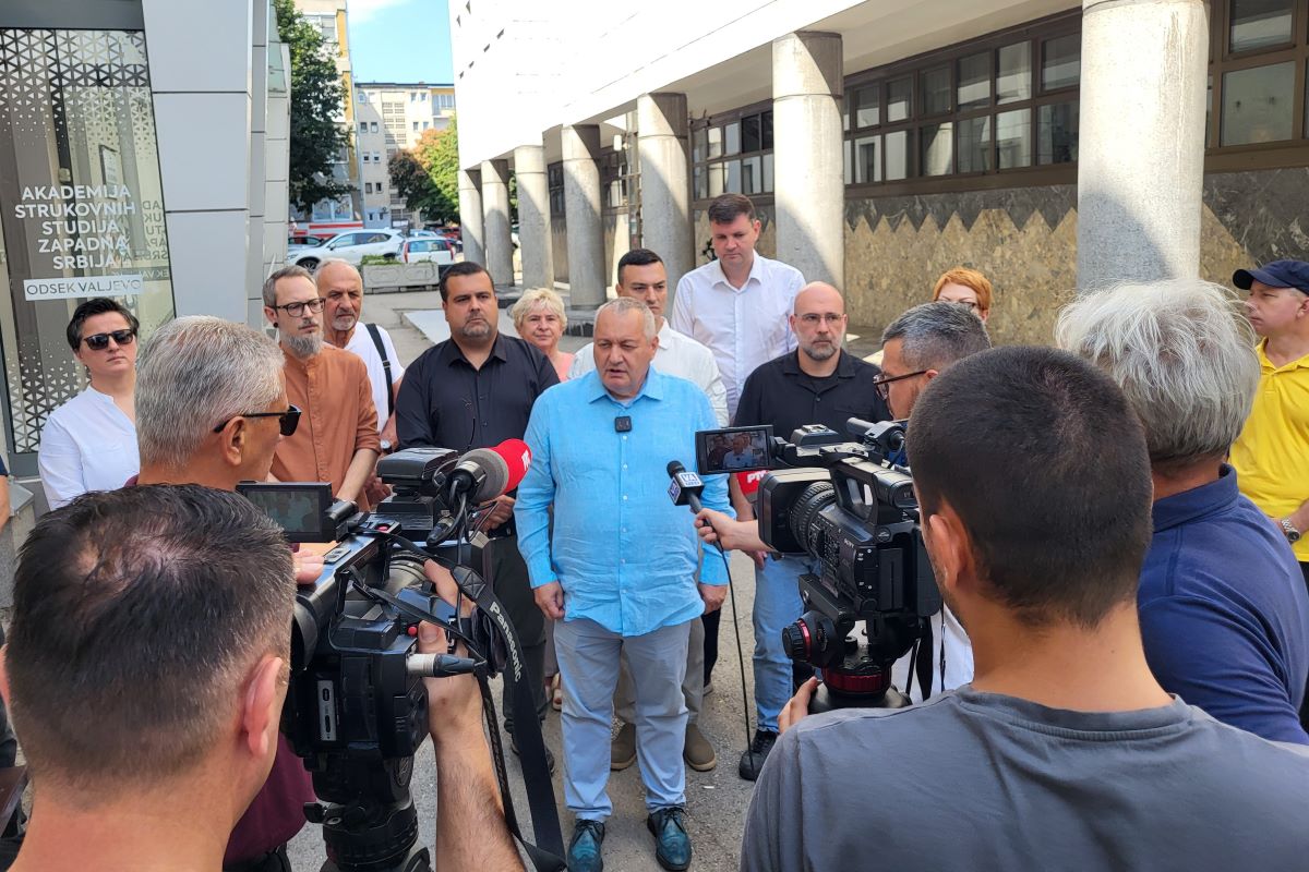 Konferencija za novinare ispred Tužilaštva